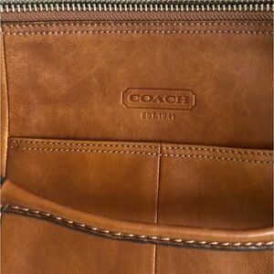 Vintage Coach Glove Tanned Brown Leather Shoulder Bag with Pink Satin Lining